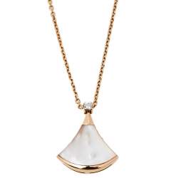 Pre Owned Bvlgari Divas' Dream 18K Rose Gold Mother of Pearl & Diamond Pendant Necklcae