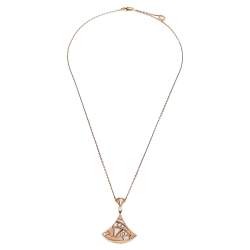 Pre Owned Bvlgari Divas' Dream Mother of Pearl Diamond 18K Rose Gold Pendant Necklace