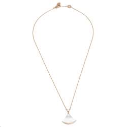 Pre Owned Bvlgari Divas' Dream Mother of Pearl Diamond 18K Rose Gold Pendant Necklace