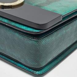 مملوكة مسبقًا حقيبة كتف بلغاري غطاء قلاب صغير بلاستيك جلد ثعبان أسود/ أزرق مخضر