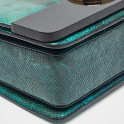 مملوكة مسبقًا حقيبة كتف بلغاري غطاء قلاب صغير بلاستيك جلد ثعبان أسود/ أزرق مخضر