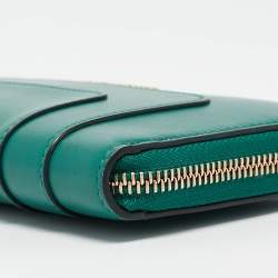 Pre Owned Bvlgari Green Leather Serpenti Forever Zip Around Wallet 