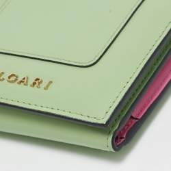 Pre Owned Bvlgari Mint Green Leather Serpenti Forever Trifold Wallet