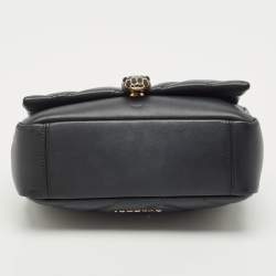 مملوكة مسبقًا حقيبة كتف بلغاري سربنتي كابوشون صغيرة جلد مبطن أسود