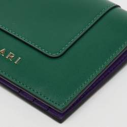 Pre Owned Bvlgari Green Leather Serpenti Forever Bifold Card Holder