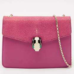 مملوكة مسبقًا Bvlgari Fuchsia Stingray and Leather Small Serpenti Forever Crossbody Bag