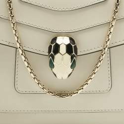 Pre Owned Bvlgari Off White Leather Small Serpenti Forever Crossbody Bag