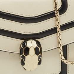 مملوكة مسبقًا Bvlgari Serpenti Forever Small Off White/Black Leather Shoulder Bag