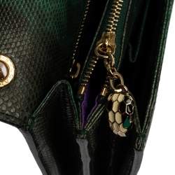 مملوكة مسبقًا Bvlgari Green Karung Medium Serpenti Forever Shoulder Bag
