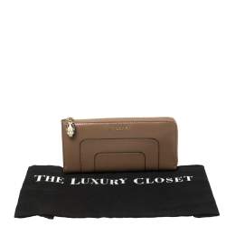 Pre Owned Bvlgari Beige Leather Serpenti Forever Wallet