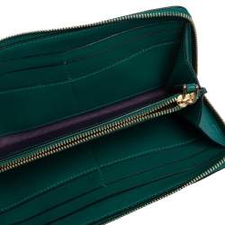 Pre Owned Bvlgari Green Leather Serpenti Forever Wallet