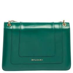 مملوكة مسبقًا Bvlgari Green Leather Medium Serpenti Forever Shoulder Bag