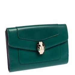 Pre Owned Bvlgari Green Leather Serpenti Forever Bifold Wallet