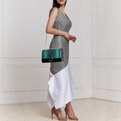 مملوكة مسبقًا حقيبة كتف بلغاري جلد كارونج وبريسبيكس أسود/ أخضر  غطاء قلاب 