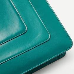 Pre Owned Bvlgari Green Leather Medium Serpenti Forever Flap Shoulder Bag