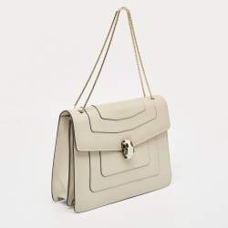 مملوكة مسبقًا Bvlgari Light Grey Leather Large Serpenti Forever Shoulder Bag