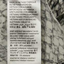 مملوكة مسبقًا توب كالفن كلاين جيرسي بطبعة جلد الثعبان أبيض/أسود بدون أكمام مقاس متوسط