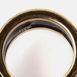 مملوكة مسبقًا خاتم سي أتش كارولينا هيريرا حلقة مزينة شعار الماركة معدن ذهبي اللون و إينامل أسود مقاس أوروبي 56