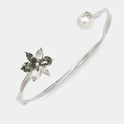 Pre Owned Carolina Herrera Faux Pearl Crystals Gold Tone Bracelet