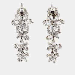 Pre Owned Carolina Herrera Flower Crystals Silver Tone Necklace and Earrings Set