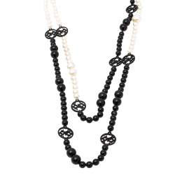 Pre Owned Carolina Herrera Black Resin Faux Pearl Long Station Necklace