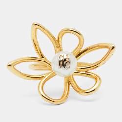 Pre Owned Carolina Herrera CH Floral Faux Pearl Gold Tone Cocktail Ring Size 57