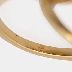 Pre Owned Carolina Herrera CH Floral Faux Pearl Gold Tone Cocktail Ring Size 57