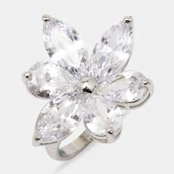 Pre Owned Carolina Herrera CH Crystal Jasmine Silver Tone Ring Size 52