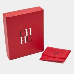 Pre Owned Carolina Herrera Textured Gold Tone Round Pendant Necklace