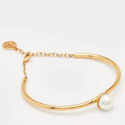 Pre Owned Carolina Herrera  Faux Pearl Gold Tone Bracelet