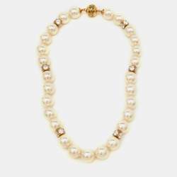 Pre Owned Carolina Herrera Crystal Faux Pearl Beaded Magnetic Necklace