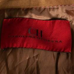 مملوكة مسبقًا بليزر سي أتش كارولينا هيريرا صوف بني جملي مطرز بصف أزرار مقاس متوسط - ميديوم