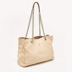 Pre Owned Carolina Herrera Beige Logo Embossed Quilted Leather Chain Tote
