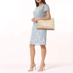 Pre Owned Carolina Herrera Beige Logo Embossed Quilted Leather Chain Tote