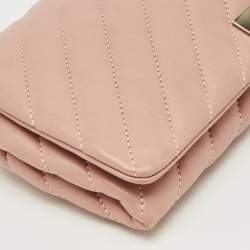 Pre Owned Carolina Herrera Pink Quilted Leather Bimba Chain Clutch
