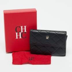 Pre Owned Carolina Herrera Black Quilted Leather Flap Compact Wallet