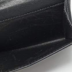 Pre Owned Carolina Herrera Black Quilted Leather Flap Compact Wallet