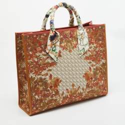 مملوكة مسبقًا Carolina Herrera Brown Floral Embroidered Monogram Canvas and Leather Shopper Tote
