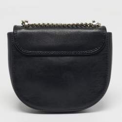 Pre Owned Carolina Herrera Flap Chain Black Leather Crossbody Bag