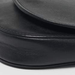 Pre Owned Carolina Herrera Flap Chain Black Leather Crossbody Bag