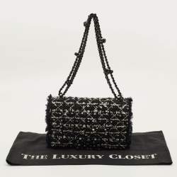 Pre Owned حقيبة كتف كارولينا هيريرا سلسلة لؤلؤ مزينة قماش أسود مبطن تويد