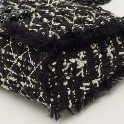 Pre Owned حقيبة كتف كارولينا هيريرا سلسلة لؤلؤ مزينة قماش أسود مبطن تويد