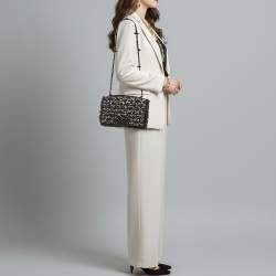 Pre Owned حقيبة كتف كارولينا هيريرا سلسلة لؤلؤ مزينة قماش أسود مبطن تويد