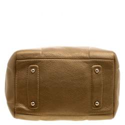 Pre Owned حقيبة كارولينا هيريرا جلد ذهبي ميتاليك