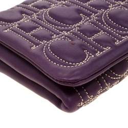 Pre Owned Carolina Herrera Purple Leather  Jerry Clutch