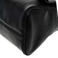 Pre Owned حقيبة كتف كارولينا هيريرا قلاب يد علوية مينوتو جلد سوداء