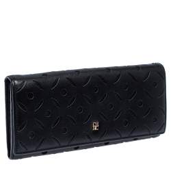 Pre Owned Carolina Herrera Black Lasercut Leather Flap Continental Wallet