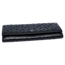 Pre Owned Carolina Herrera Black Lasercut Leather Flap Continental Wallet