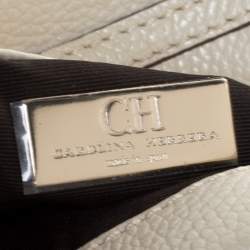 Pre Owned Carolina Herrera Light Cream Leather Flap Chain Clutch