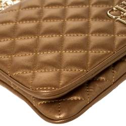 Pre Owned Carolina Herrera Gold Quilted Leather Chain Clutch